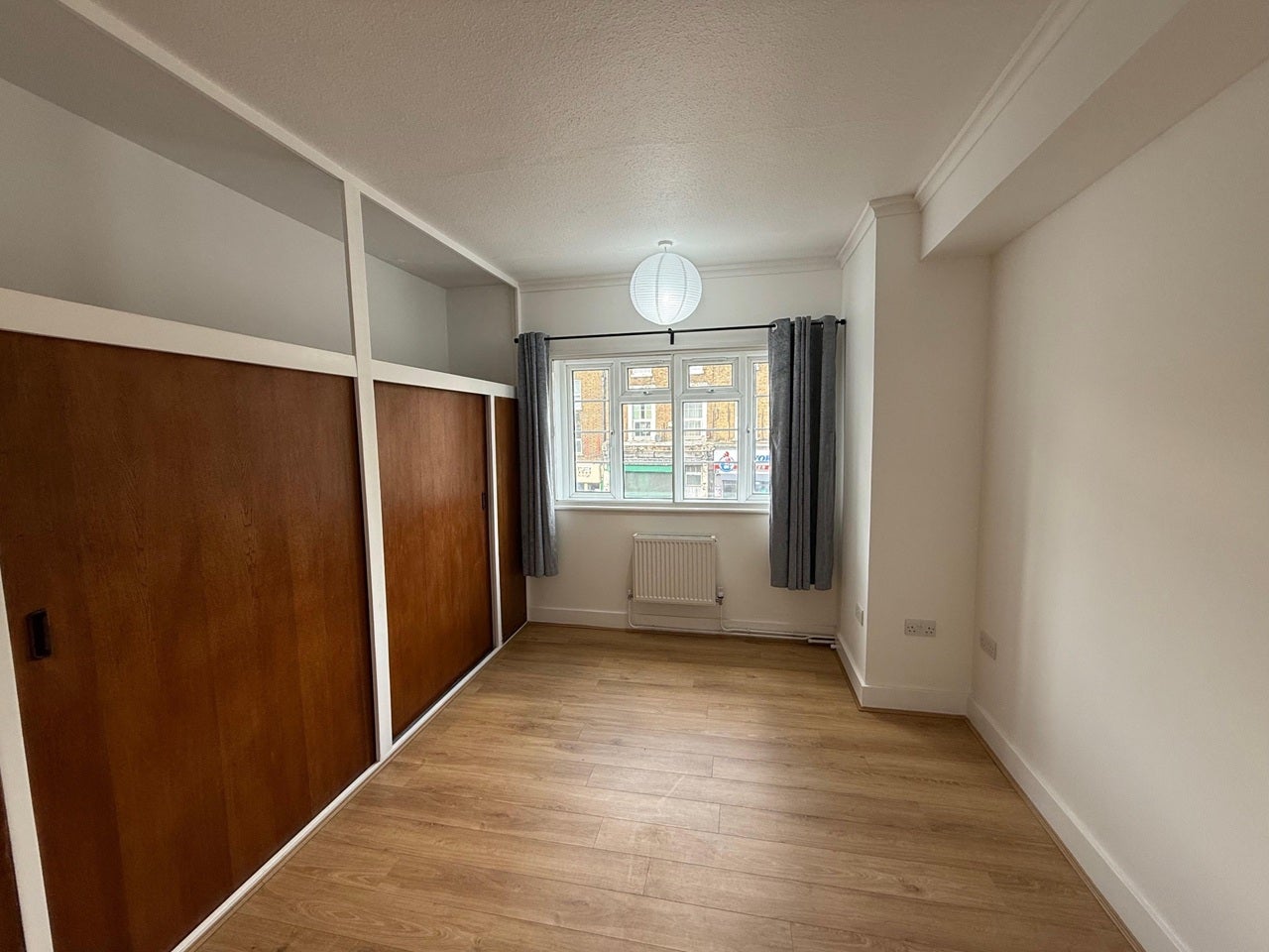 Flat Blackheath Hill in Greater London