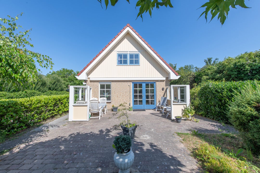 Huis Omloop 35 007 in Schoorl