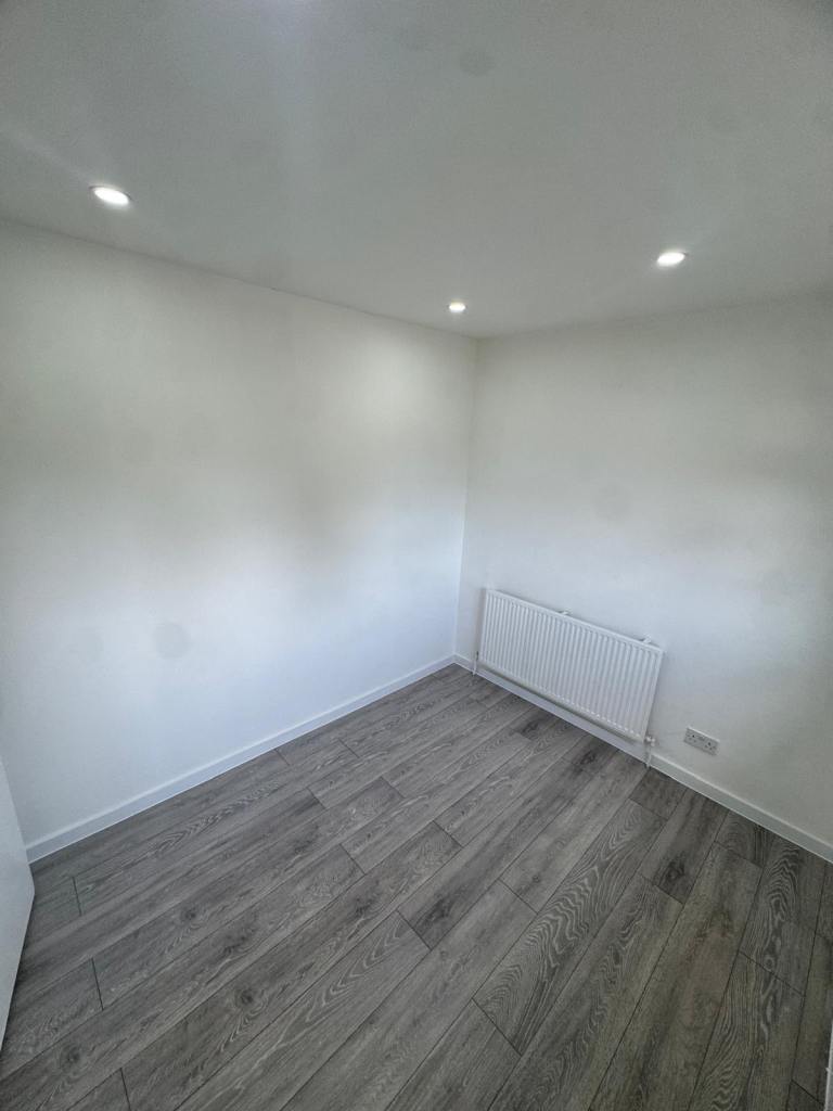 House Tantony Grove in Greater London