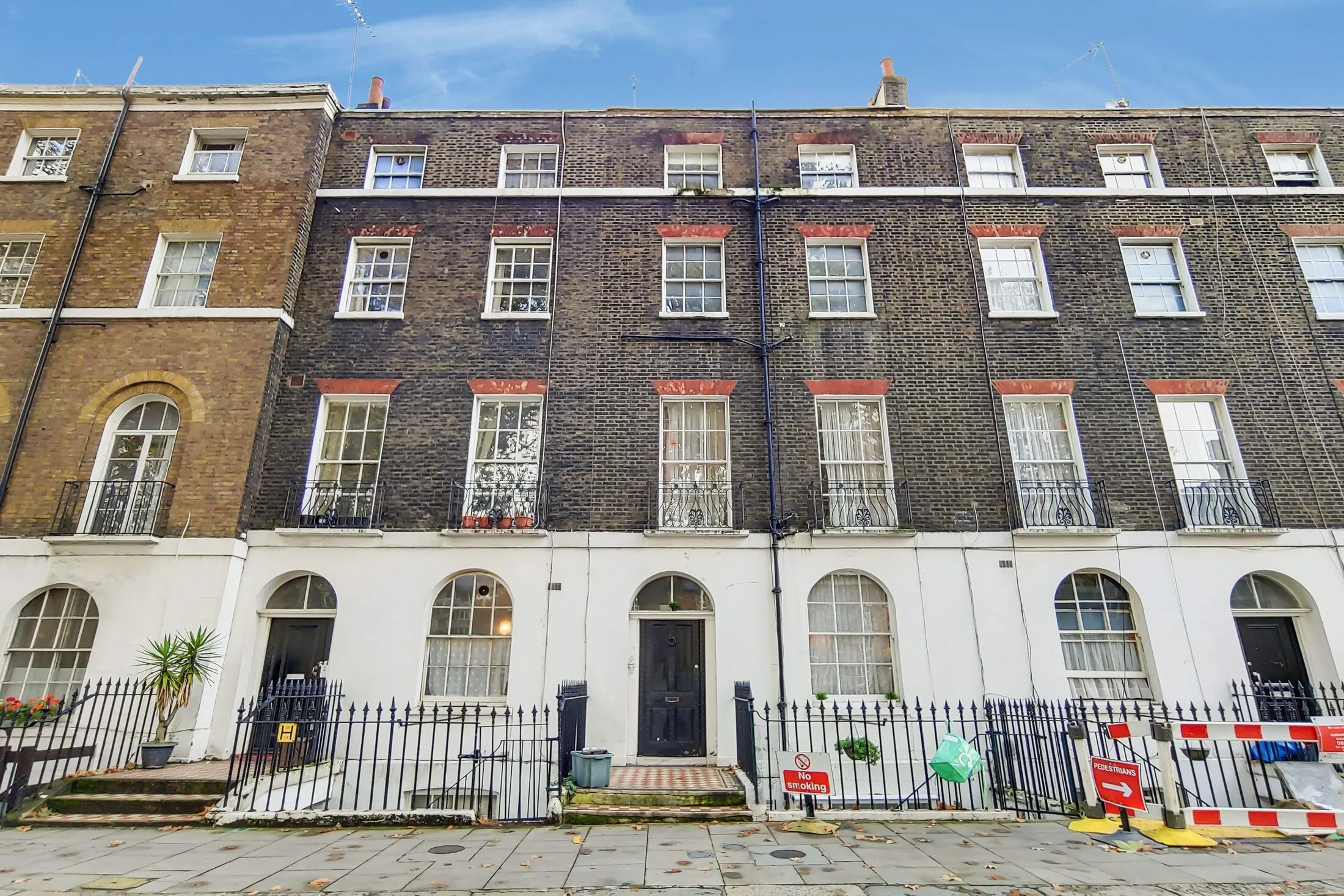 Flat Regent Square in Greater London