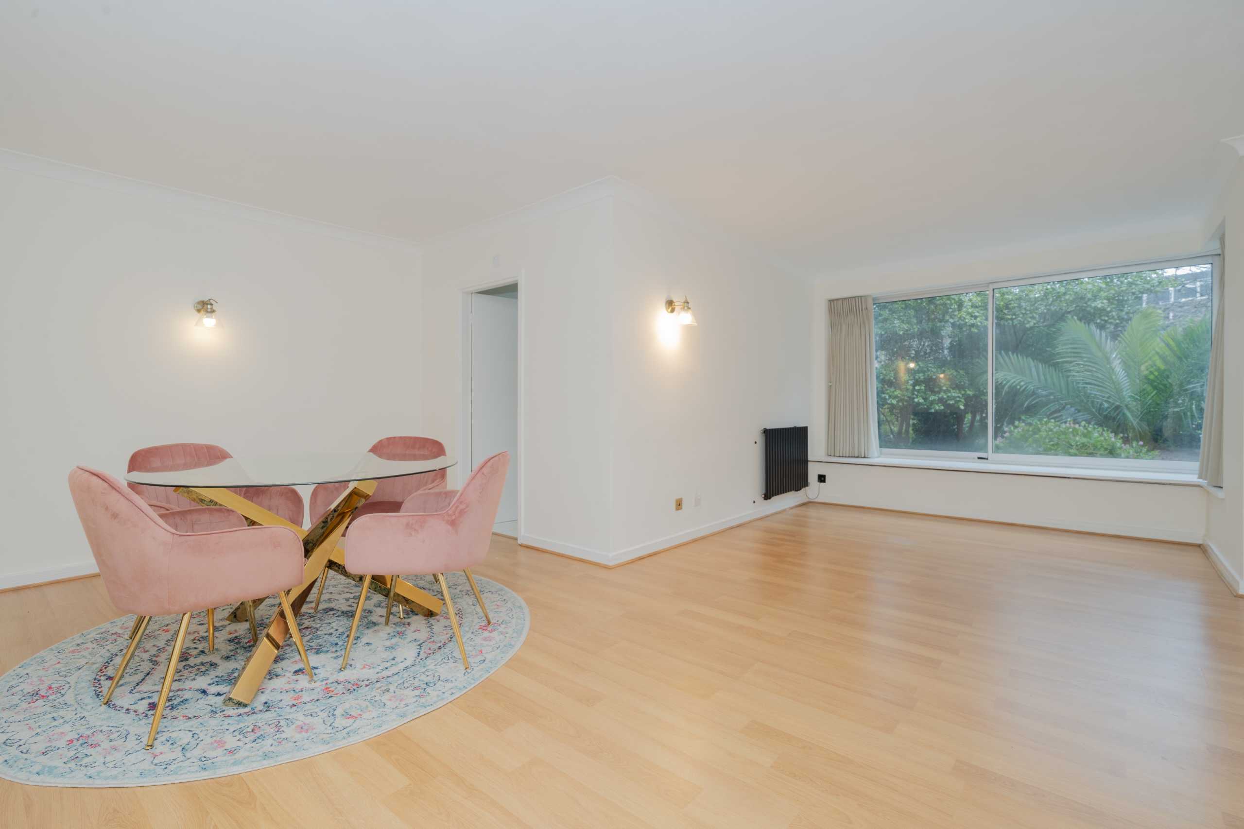 Flat Southwick Street in City of Westminster
