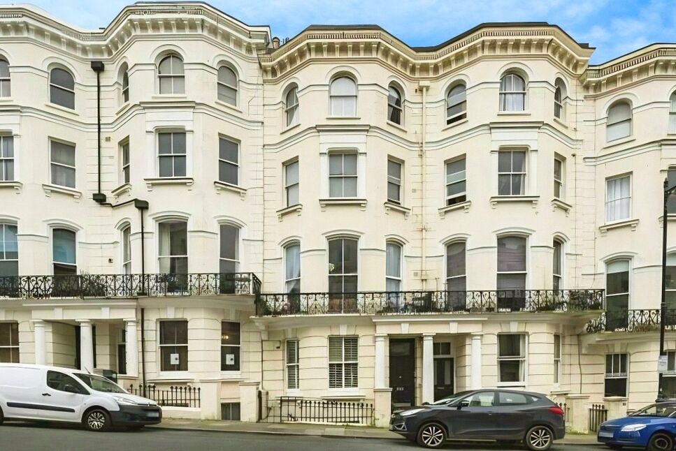 Flat Chesham Place in Brighton