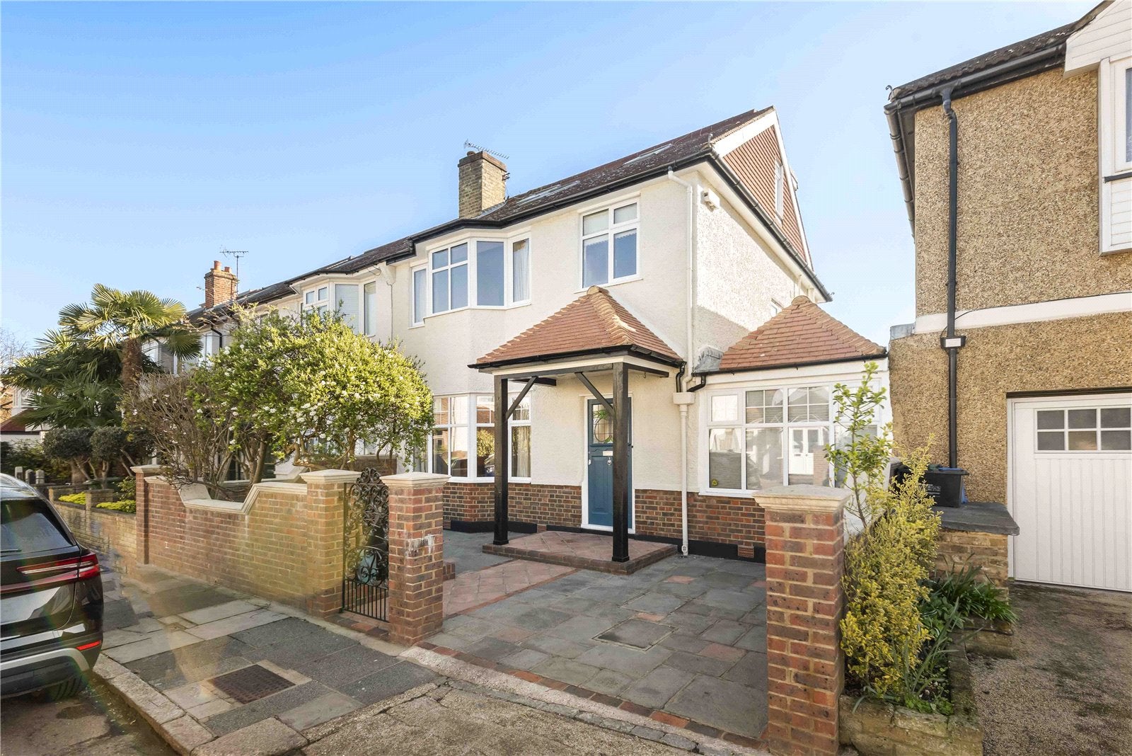 House Wayside in Greater London
