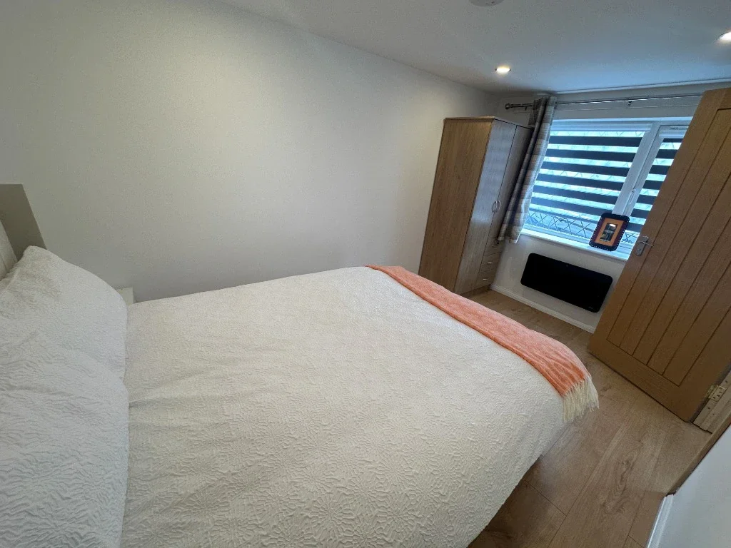 Flat Kimble Close in Wootton