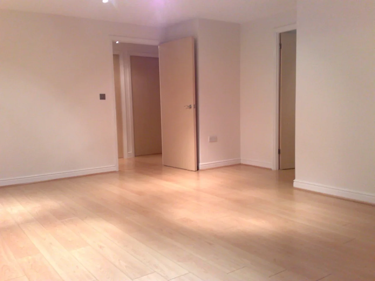 Flat Hogg Lane in Grays