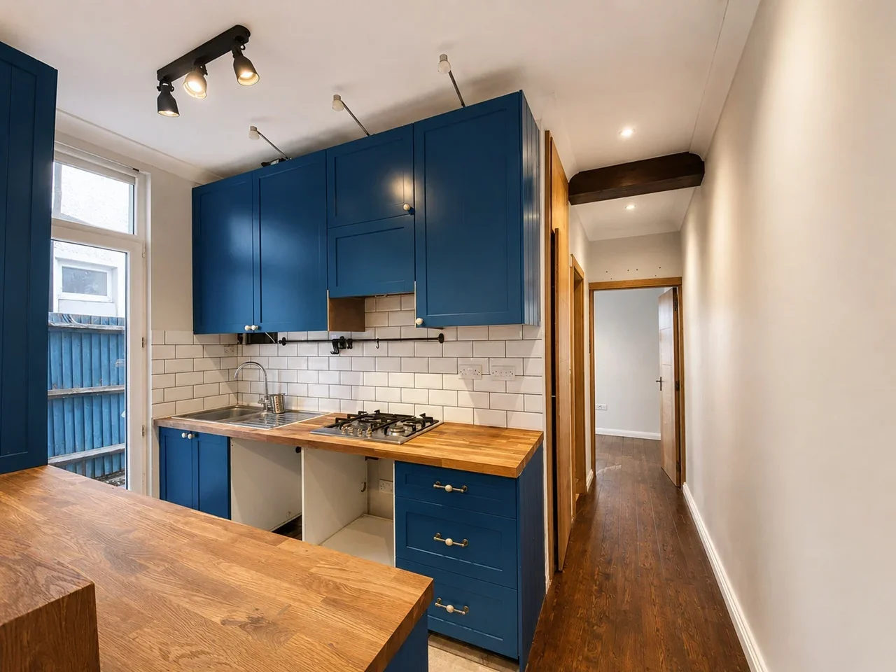 Flat Marvels Lane in Greater London