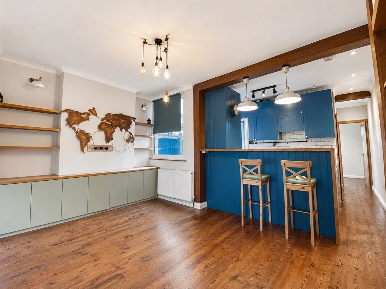 Flat Marvels Lane in Greater London