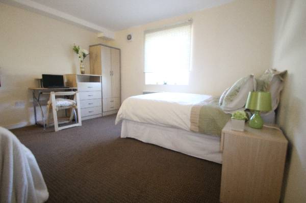 Flat Gibbon Lane in Plymouth