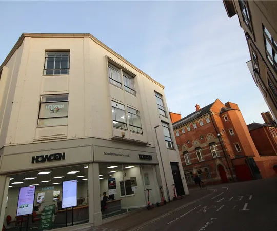 Flat Dychurch Lane in Northampton