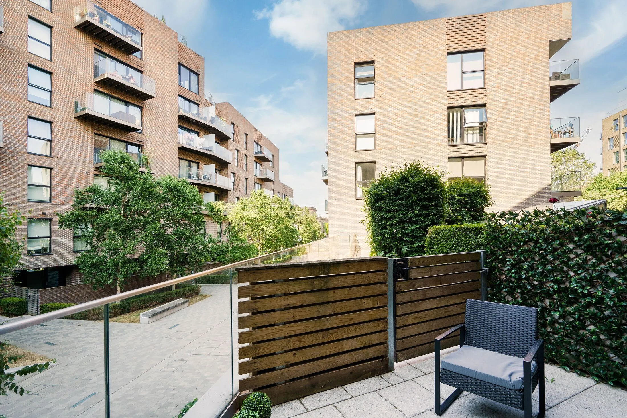 Flat Rodney Road in Greater London