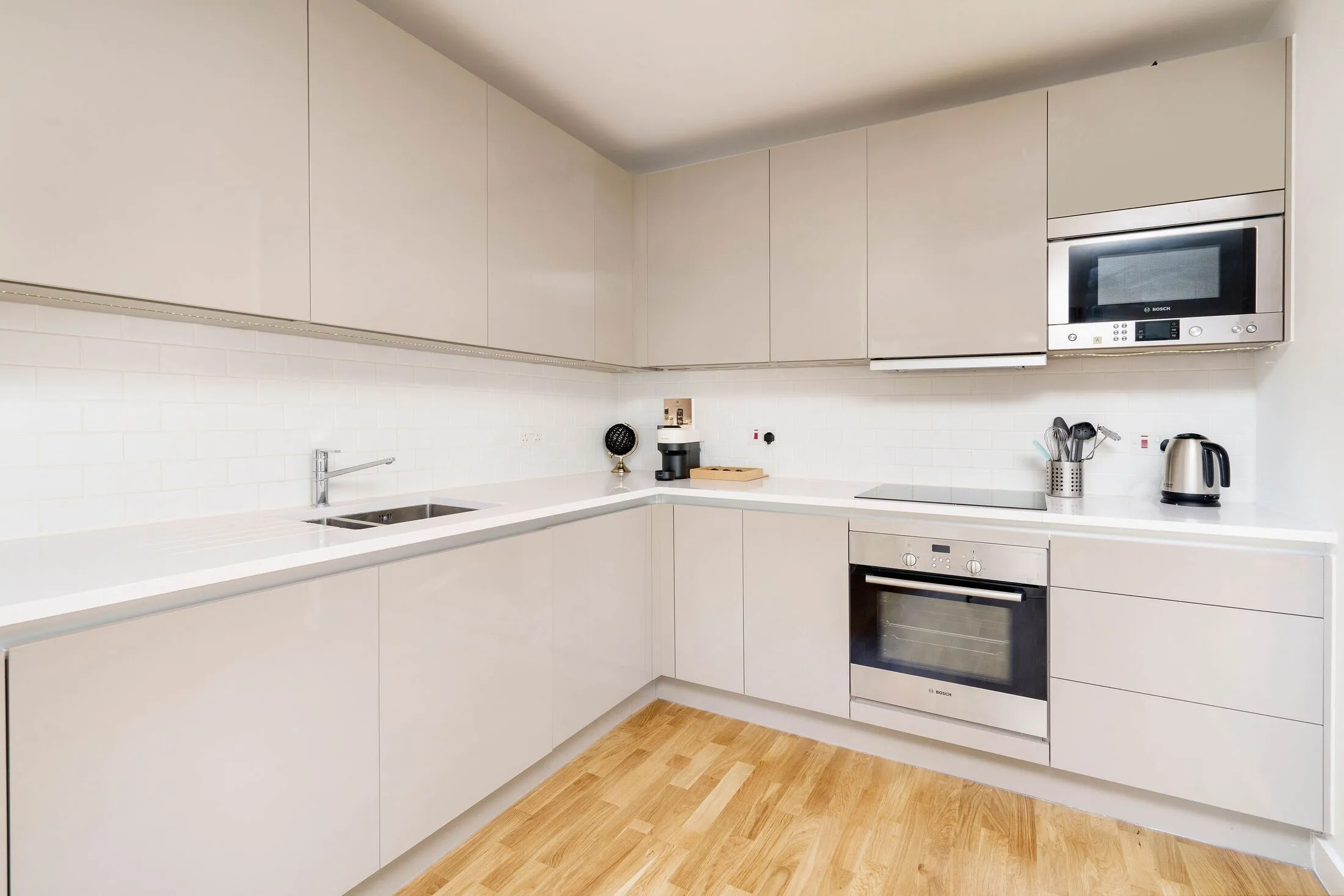 Flat Rodney Road in Greater London