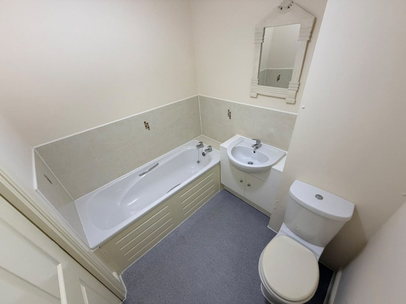 Flat Haverhill Grove in Wombwell