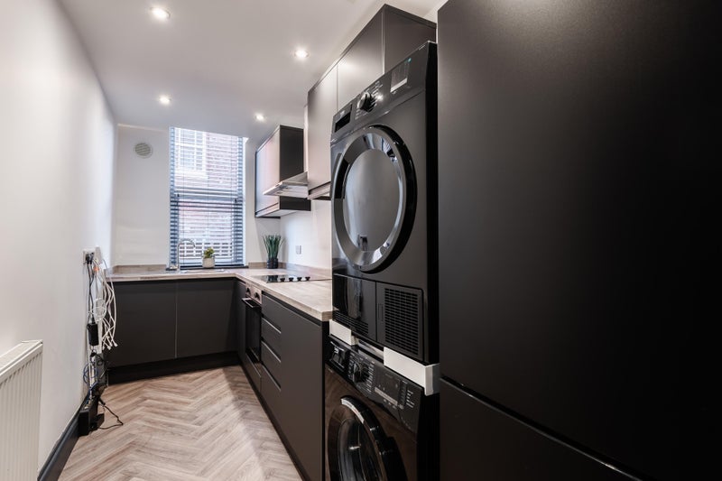 Room Warwick Road in Metropolitan Borough of Solihull
