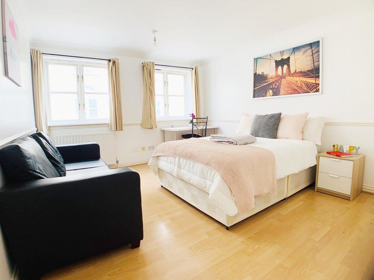 Room Mile End Road in Greater London