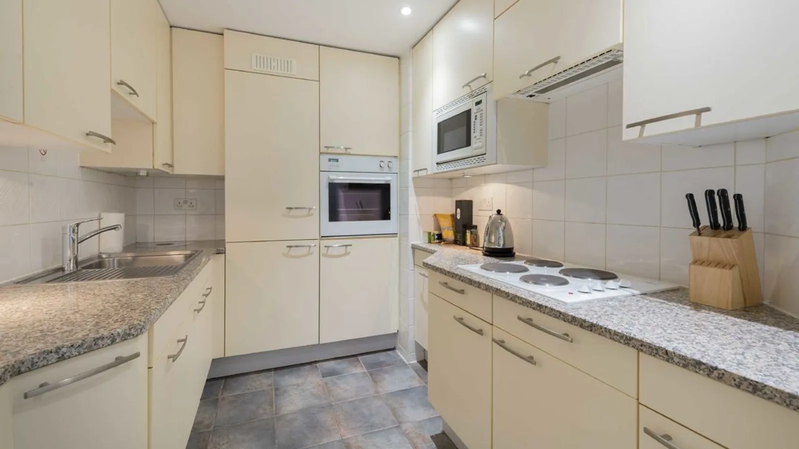 Flat Park Lane in City of Westminster
