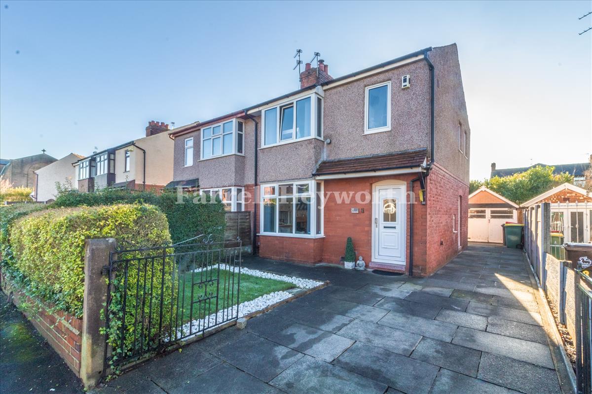 House Farringdon Lane in Preston