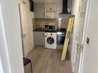 Flat Amersham Avenue in Greater London
