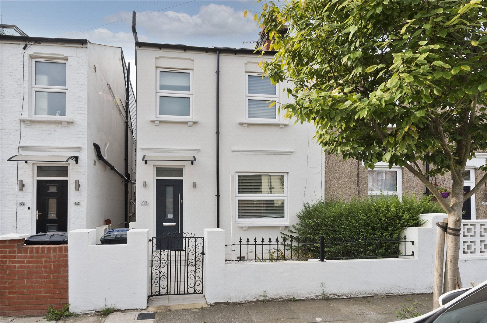 House Wells House Road in Greater London