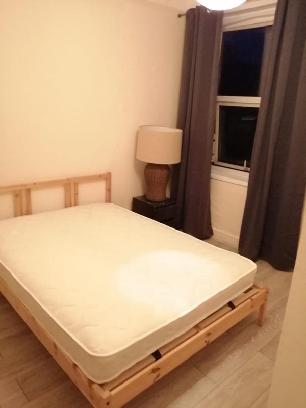 Room Windsor Road in Greater London