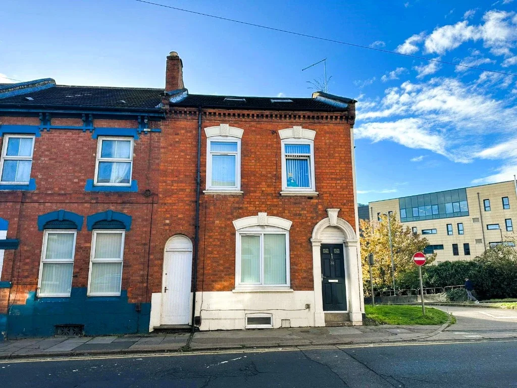 Flat Saint Michael's Road in Northampton
