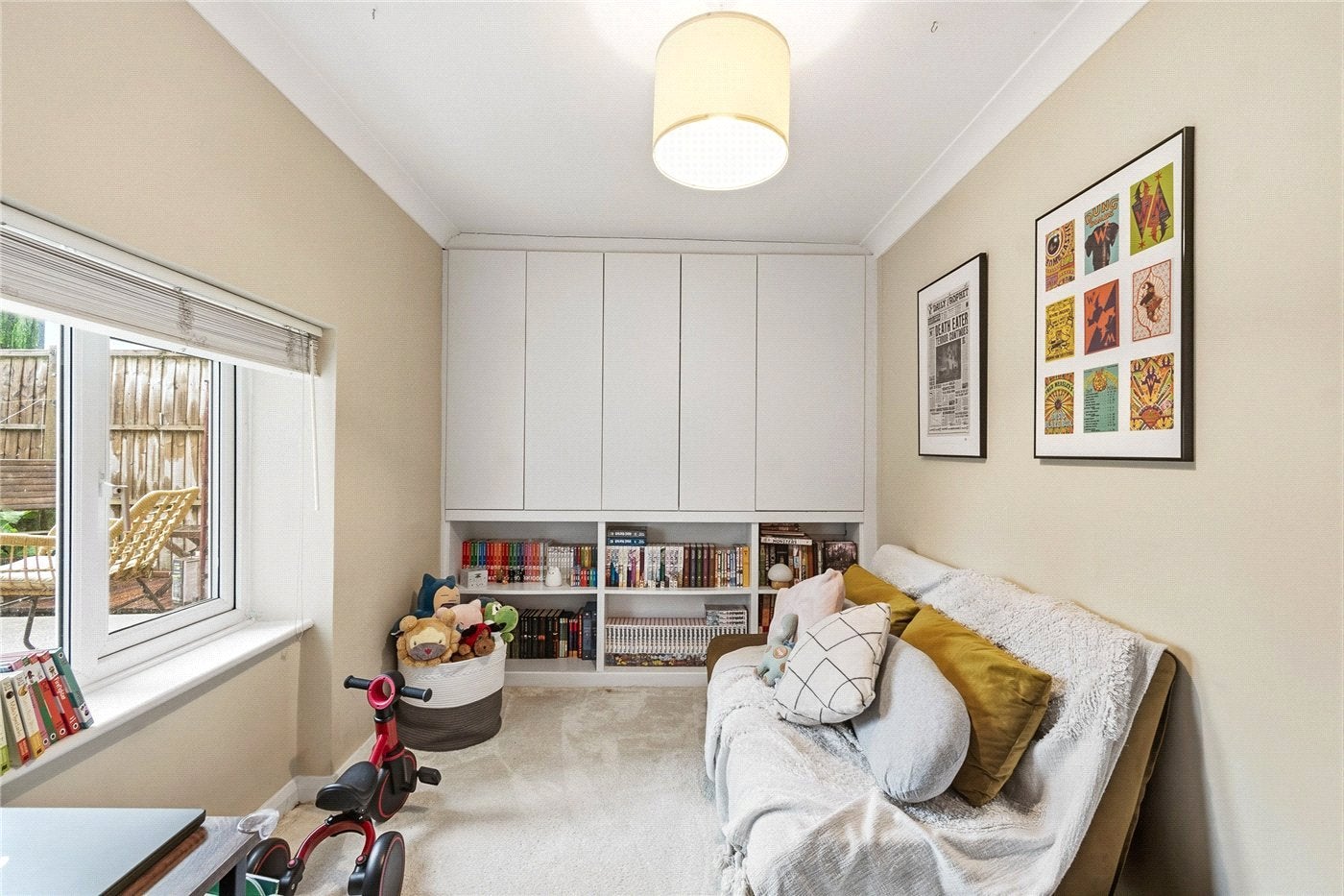 Flat Marmora Road in Greater London