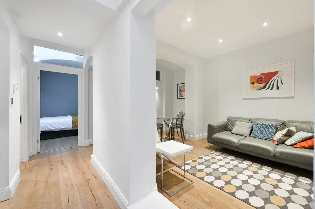 Flat Cromwell Place in Greater London