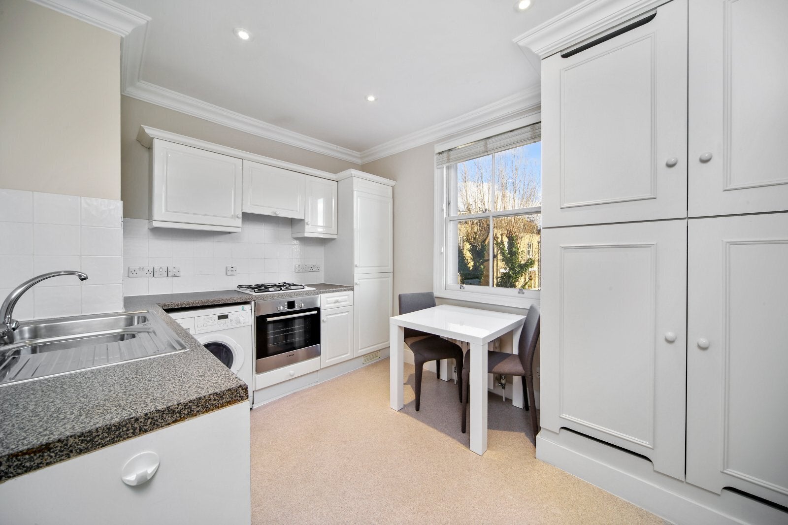 Flat Fulham Road in Greater London