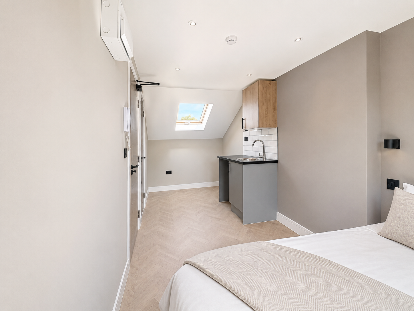 Room Hartington Road in Southend-on-Sea