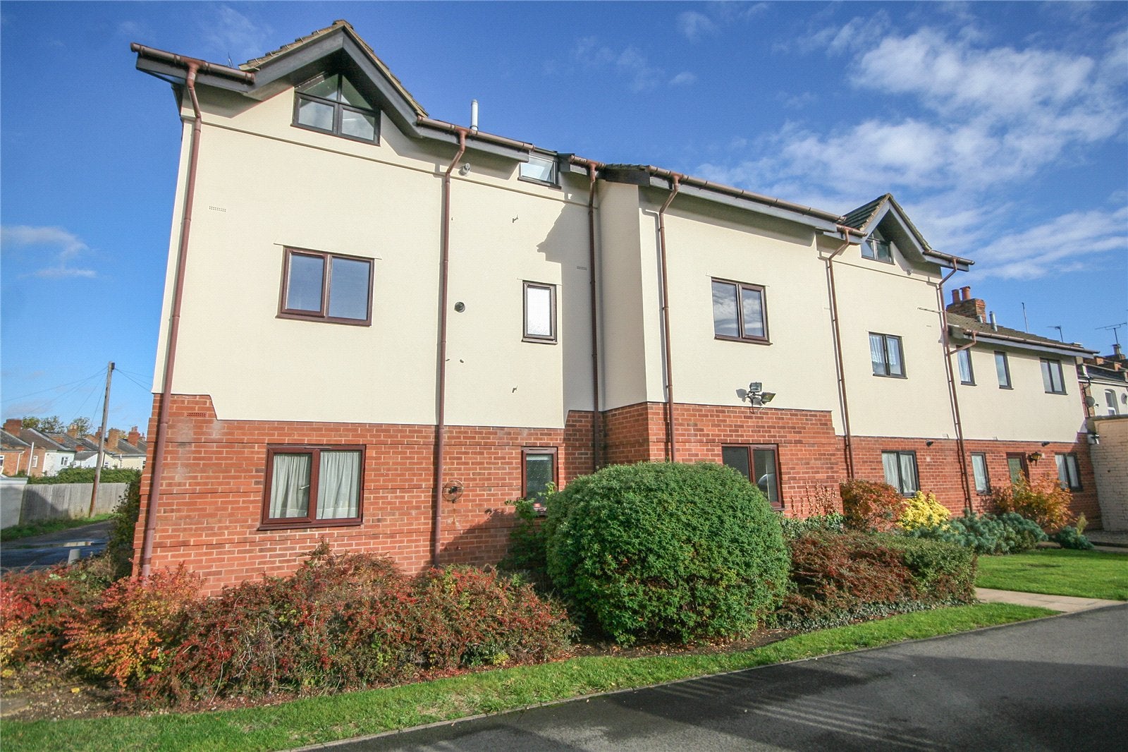Flat Millbrook Street in Cheltenham
