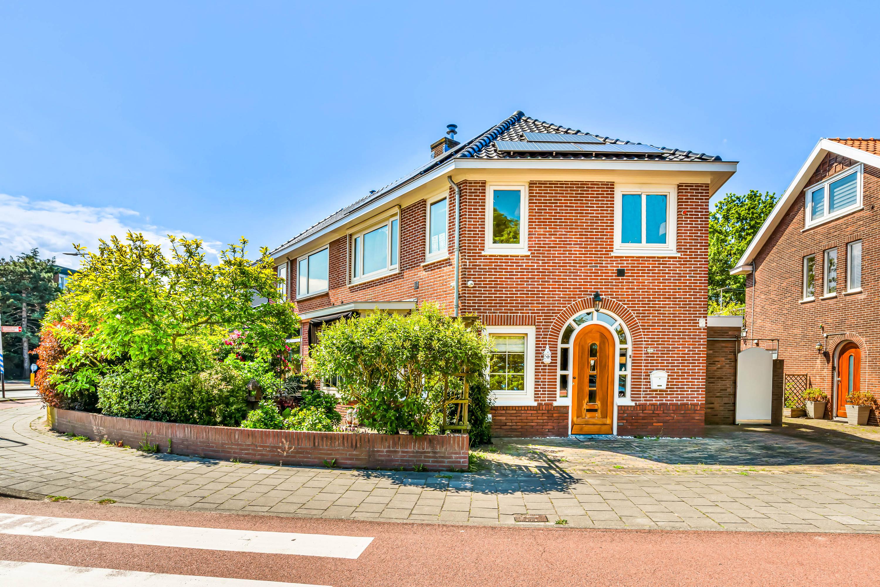 Hoekwoning te koop: Hagelingerweg 277, Santpoort-Noord