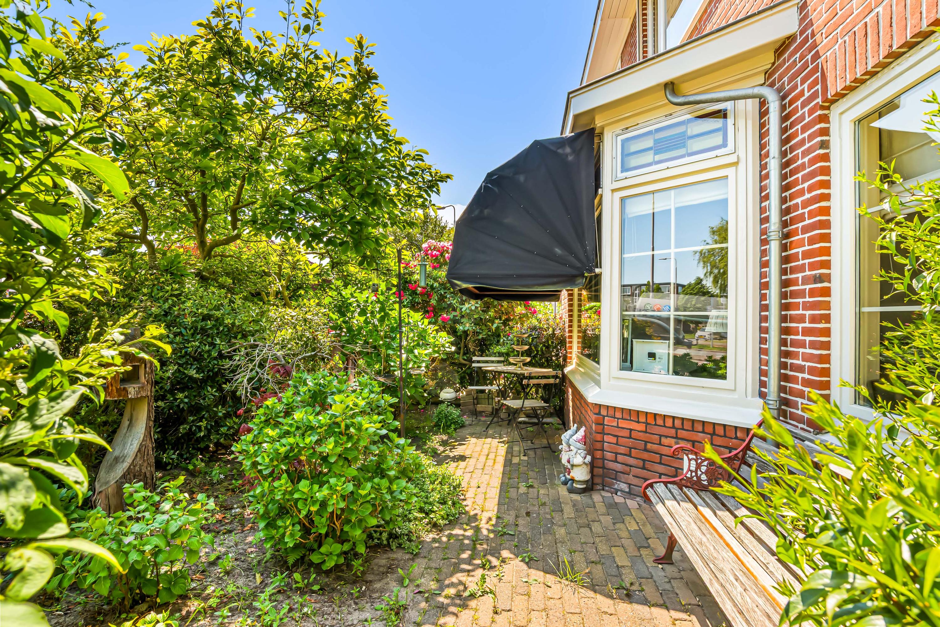 Hoekwoning te koop: Hagelingerweg 277, Santpoort-Noord