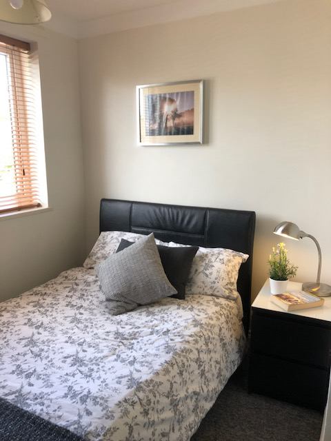 Room Starre Road in West Suffolk
