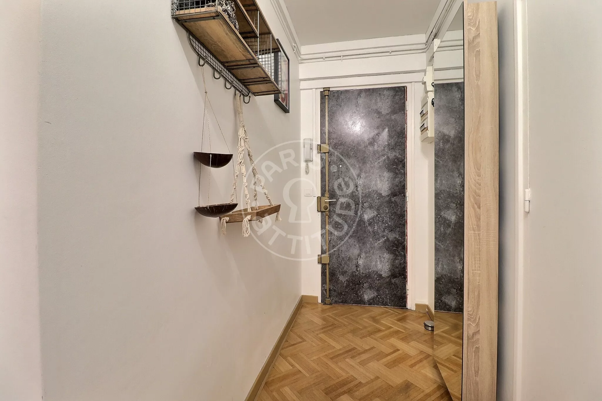 Appartement Rue Saint-Blaise à Paris