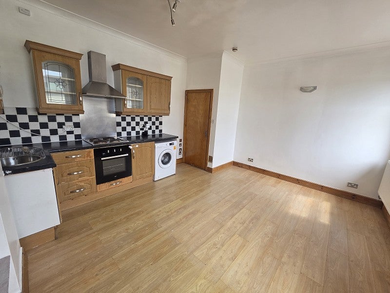 Flat Stockwell Road in Greater London