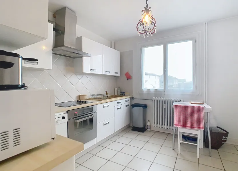 Appartement Avenue du Commandant Monraisse à Aurillac