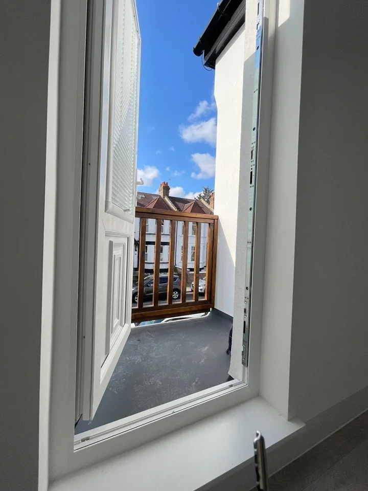 Flat Tottenhall Road in Greater London