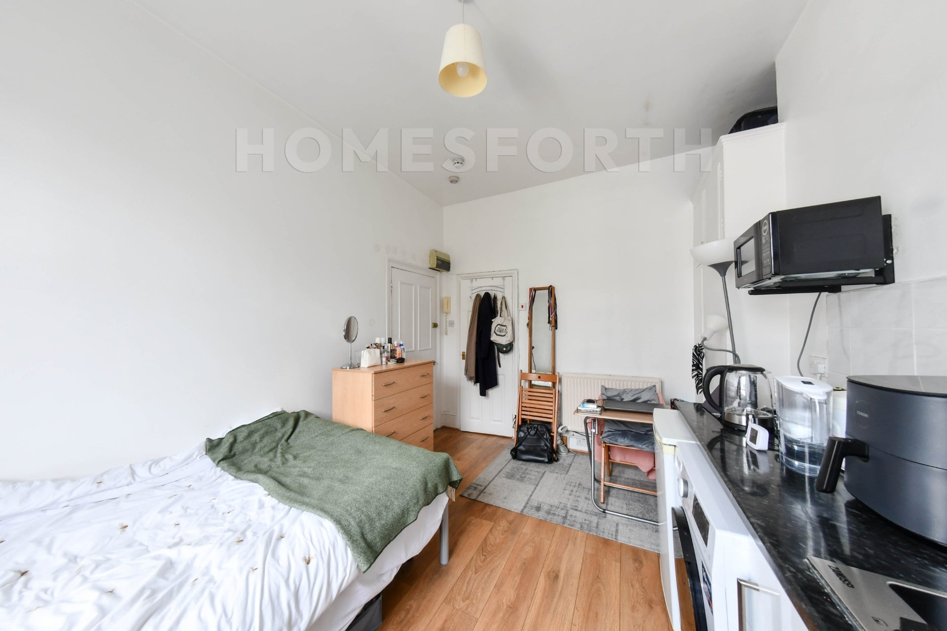 Flat Oakley Square in Greater London