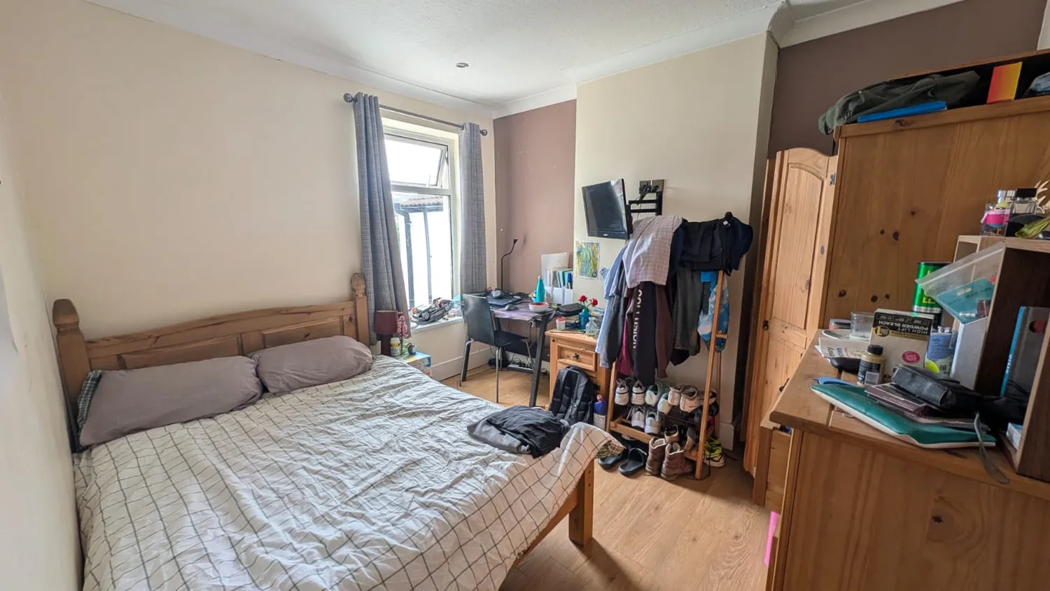 Room Daniel Street in Cardiff