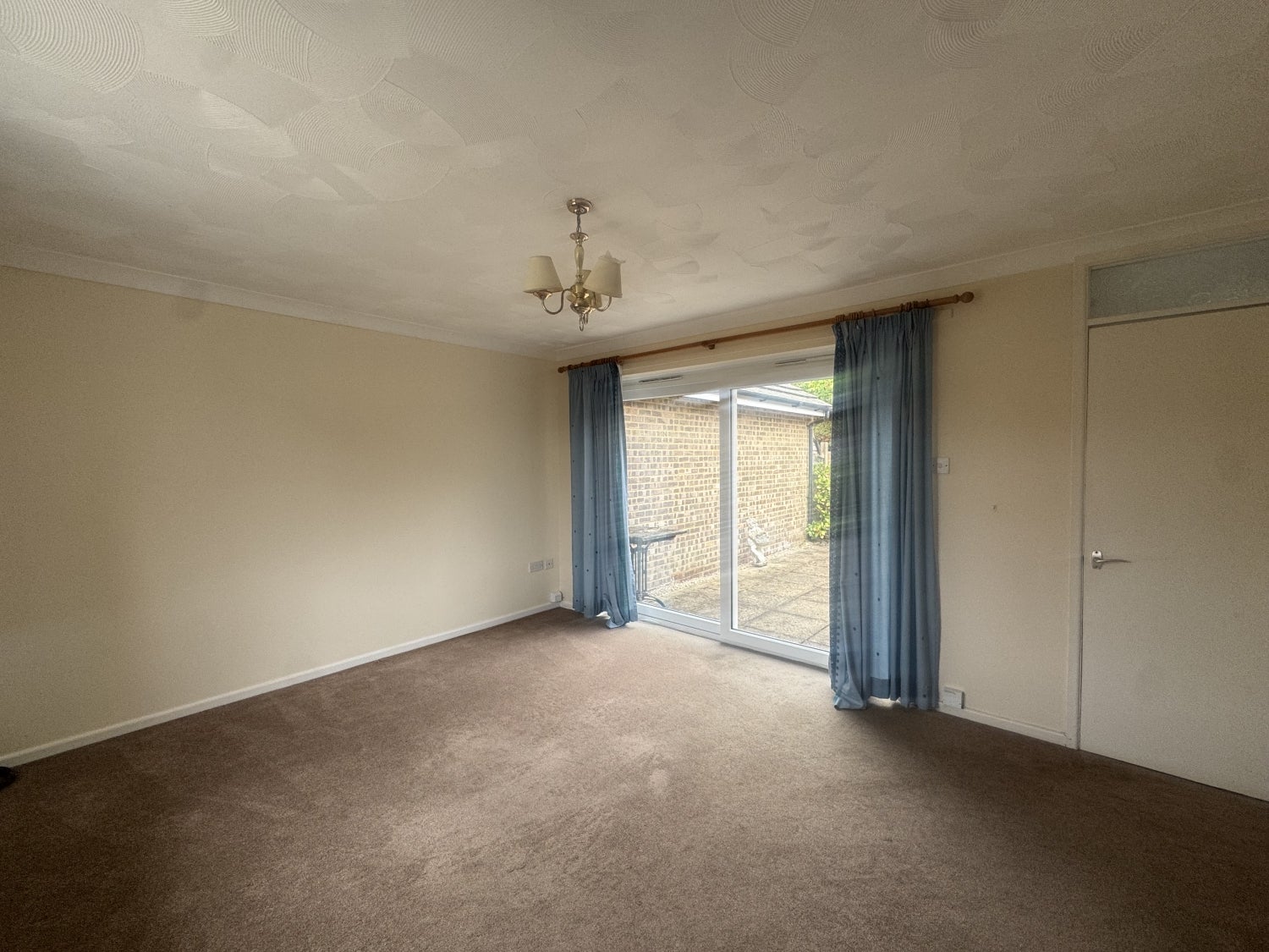 House Barnes Close in Sturminster Newton