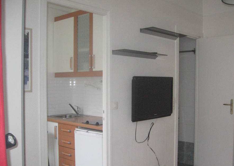 Flat Rue Carnot in Levallois-Perret