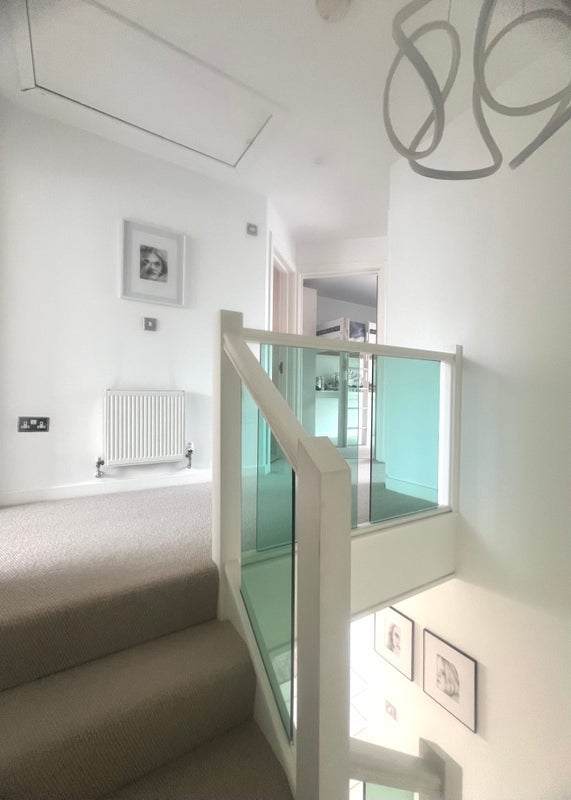 Room Sandbanks Road in Poole