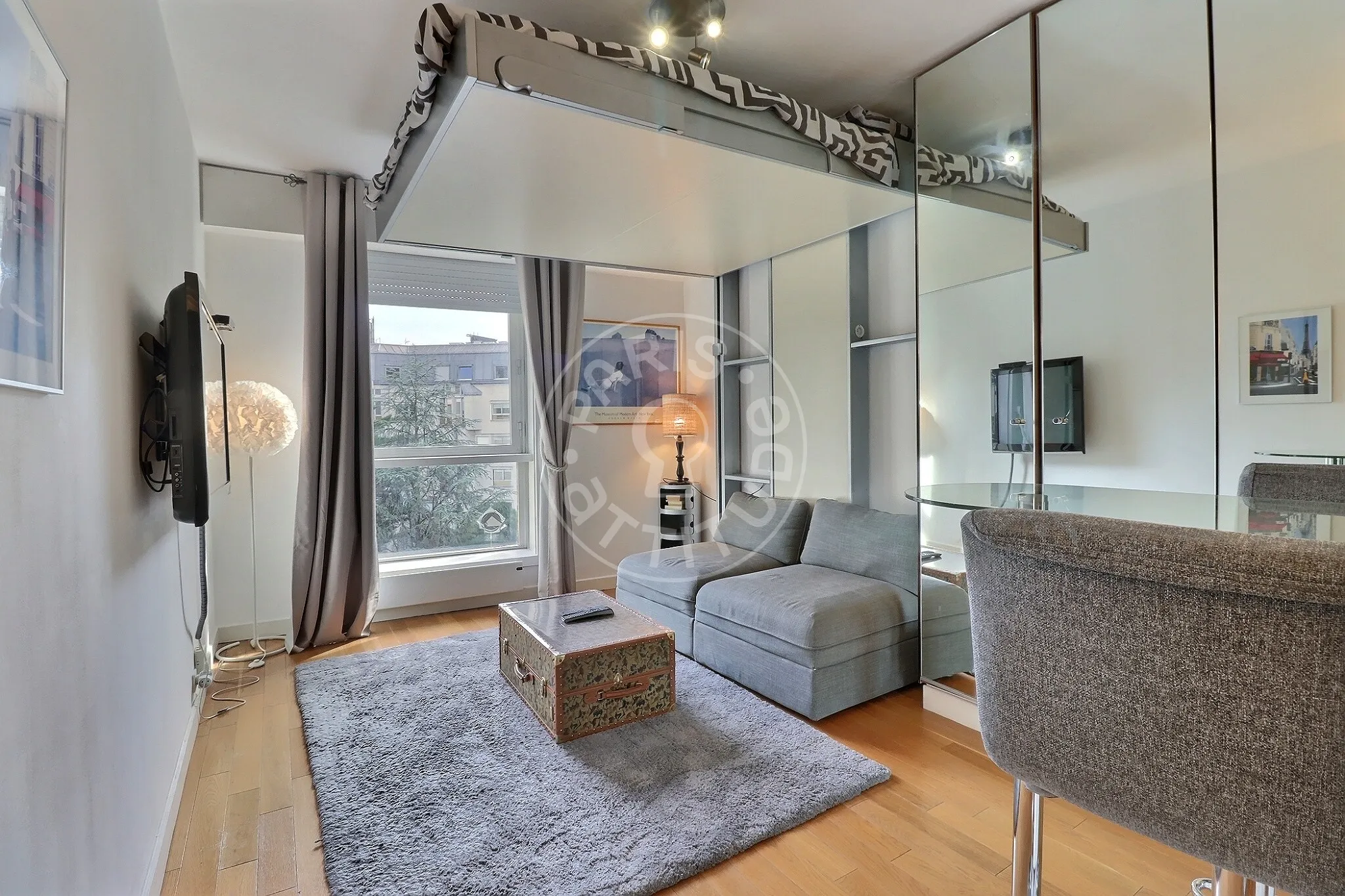 Flat Rue de Chaillot in Paris