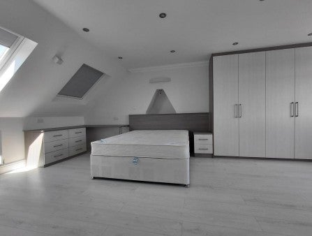 House Cissbury Ring South in Greater London