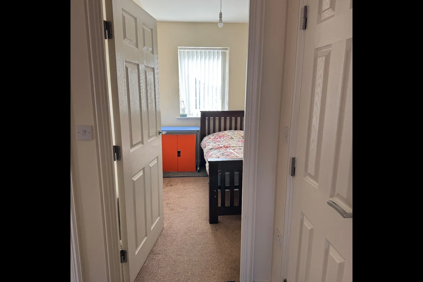 Room Burton Wood Drive in Birmingham