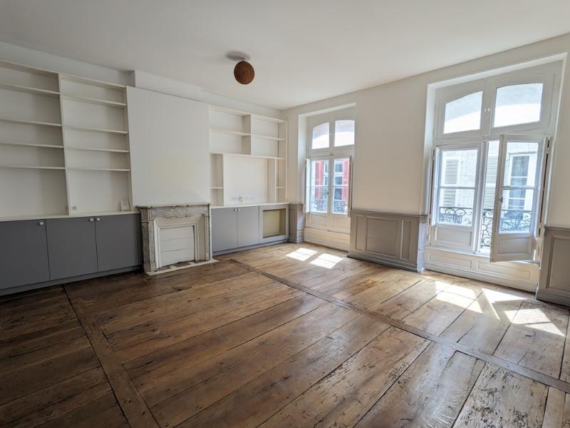 Flat Rue Victor Hugo in Boucau