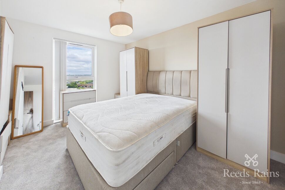 Flat Ordsall Lane in Salford
