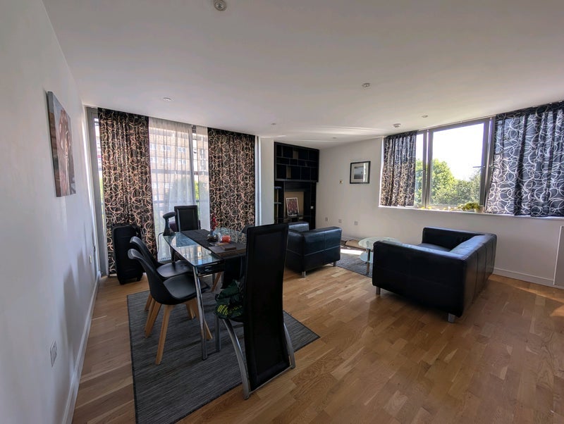 Room East Ferry Road in Greater London