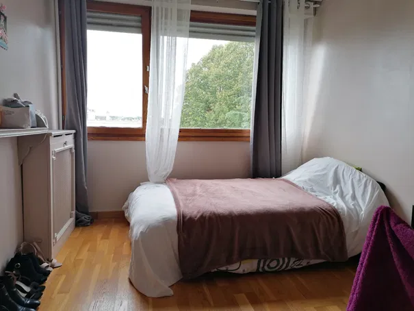 Room Résidence du Parc des Cascades in Montgeron