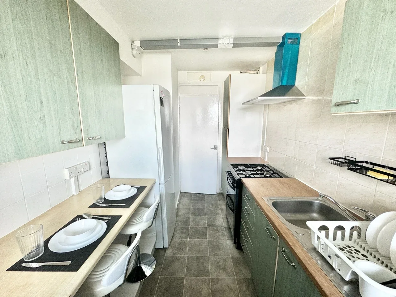 Flat Ronald Street in Greater London
