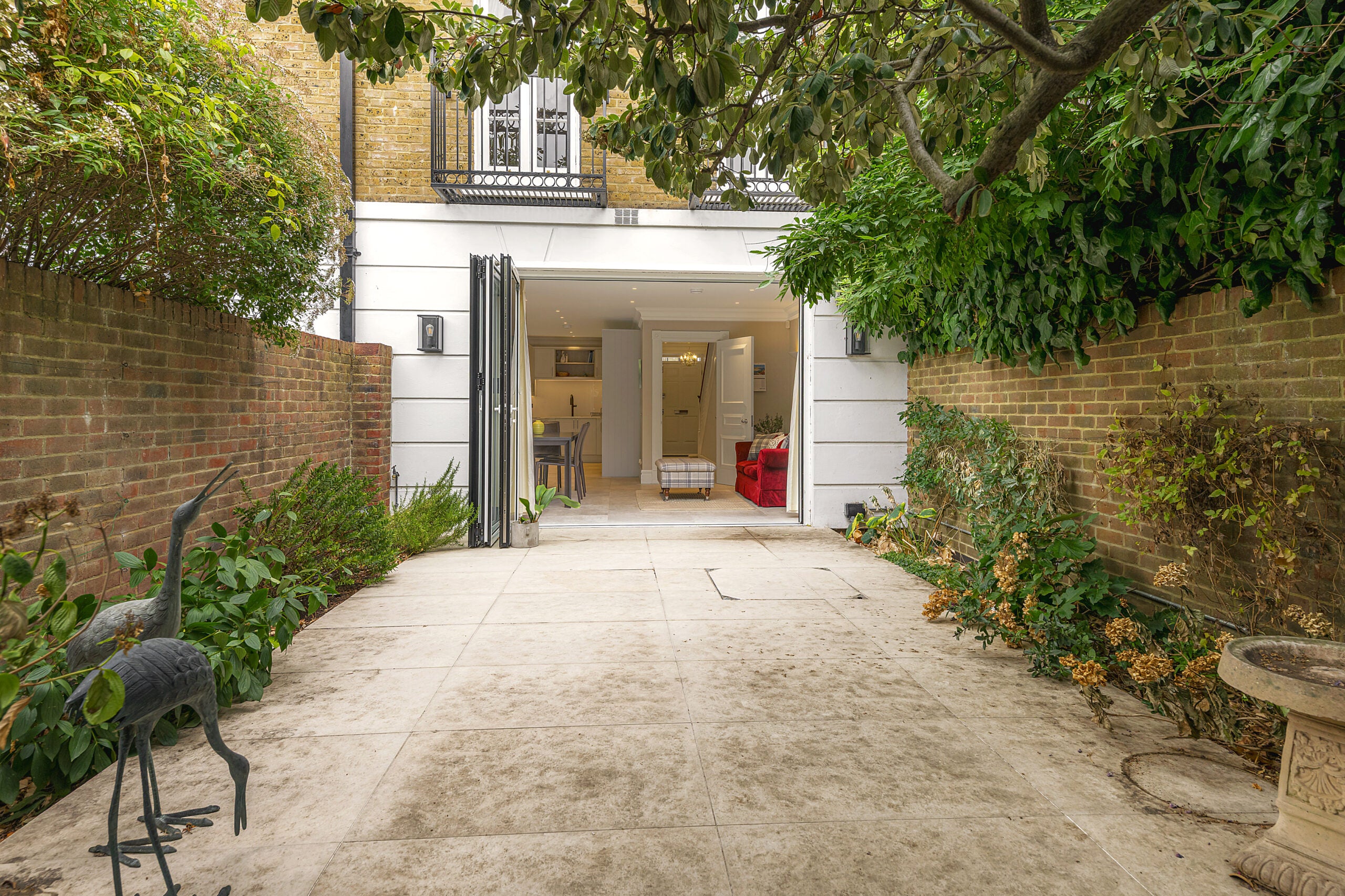 House Devonshire Place in City of Westminster